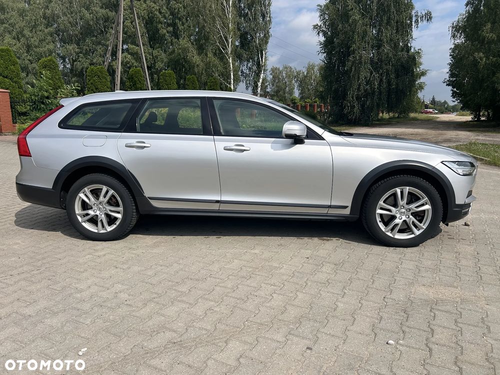 Volvo V90 Cross Country T5 AWD Ocean Race - 9