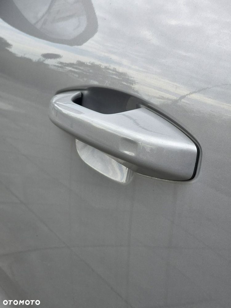 Volvo XC 40 - 9