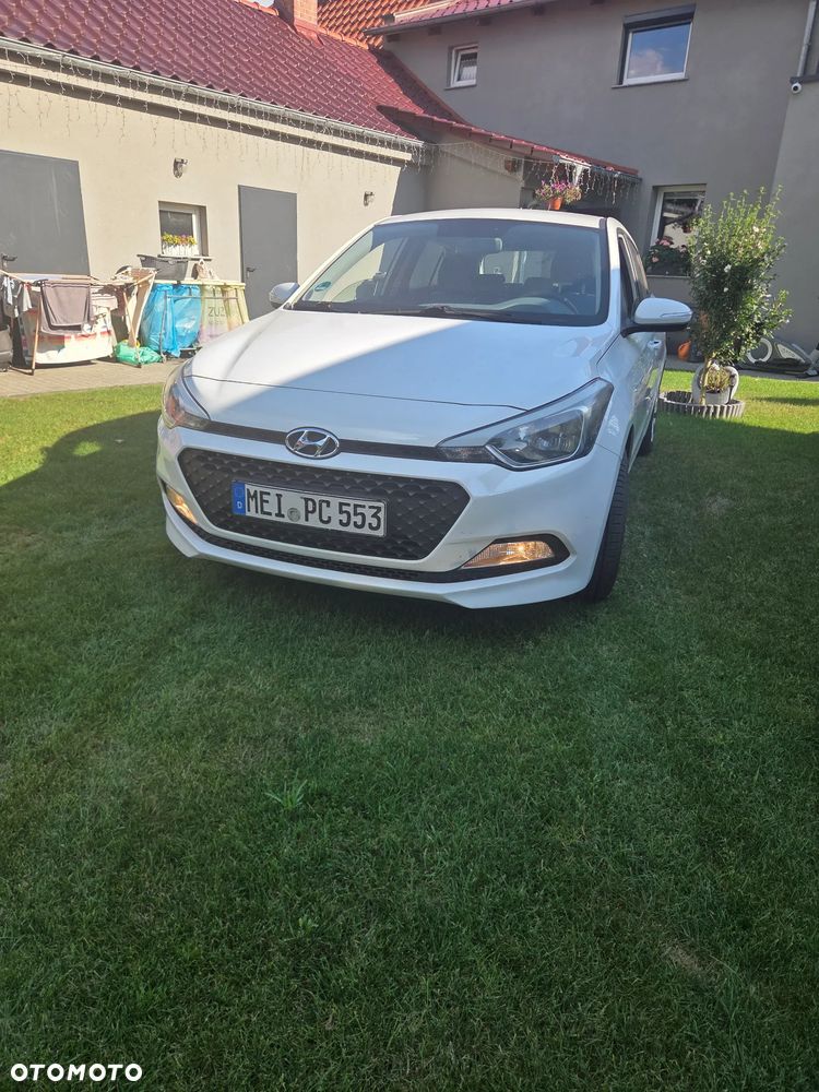 Hyundai i20 - 10