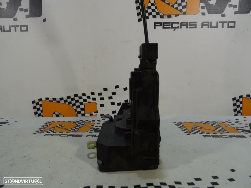 Fecho Da Porta Frente Esquerda Fiat Grande Punto (199_)  51797561 / 97 - 3