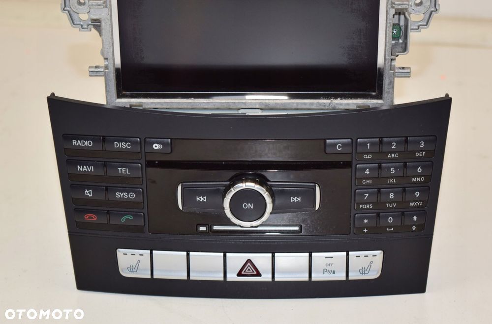 MERCEDES CLS W218 X218 NAWIGACJA RADIO WYŚWIETLACZ - 2