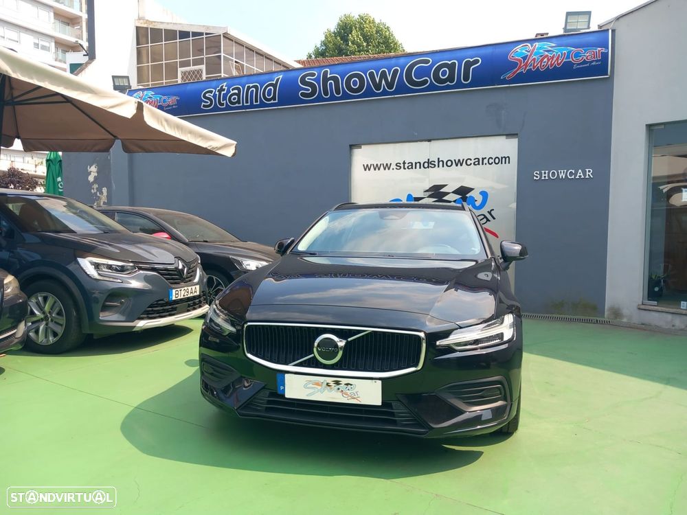 Volvo V60 2022 photo 2