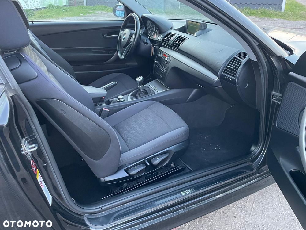 BMW Seria 1 118d DPF Edition Sport - 12