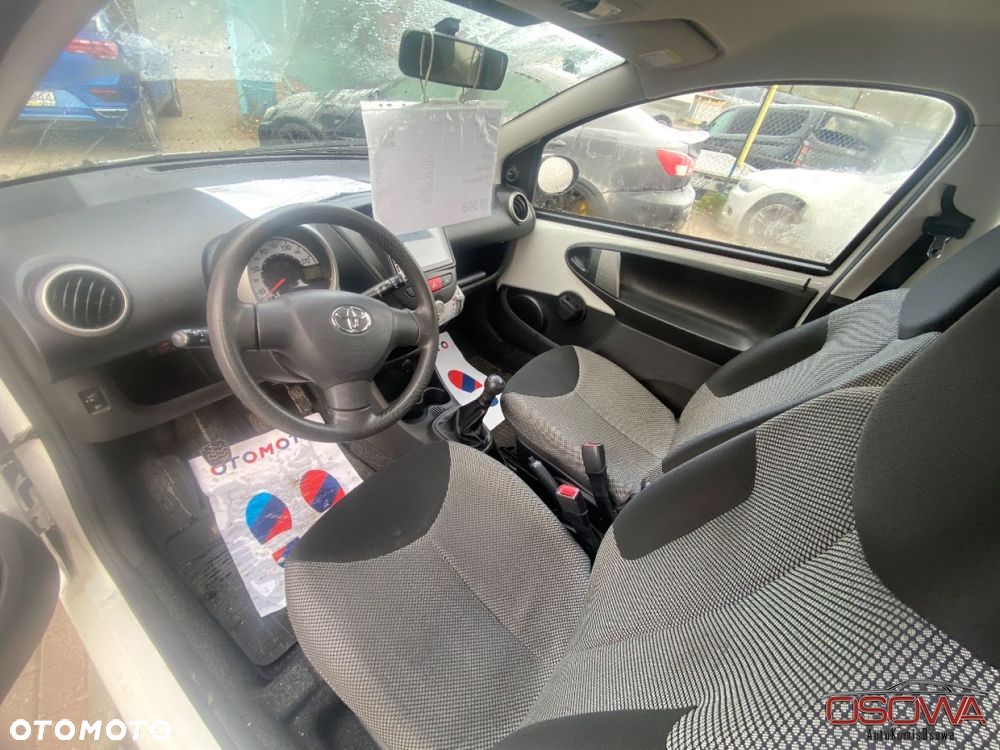 Toyota Aygo - 40