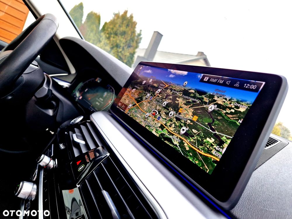 BMW Seria 5 520d xDrive Sport Line - 23