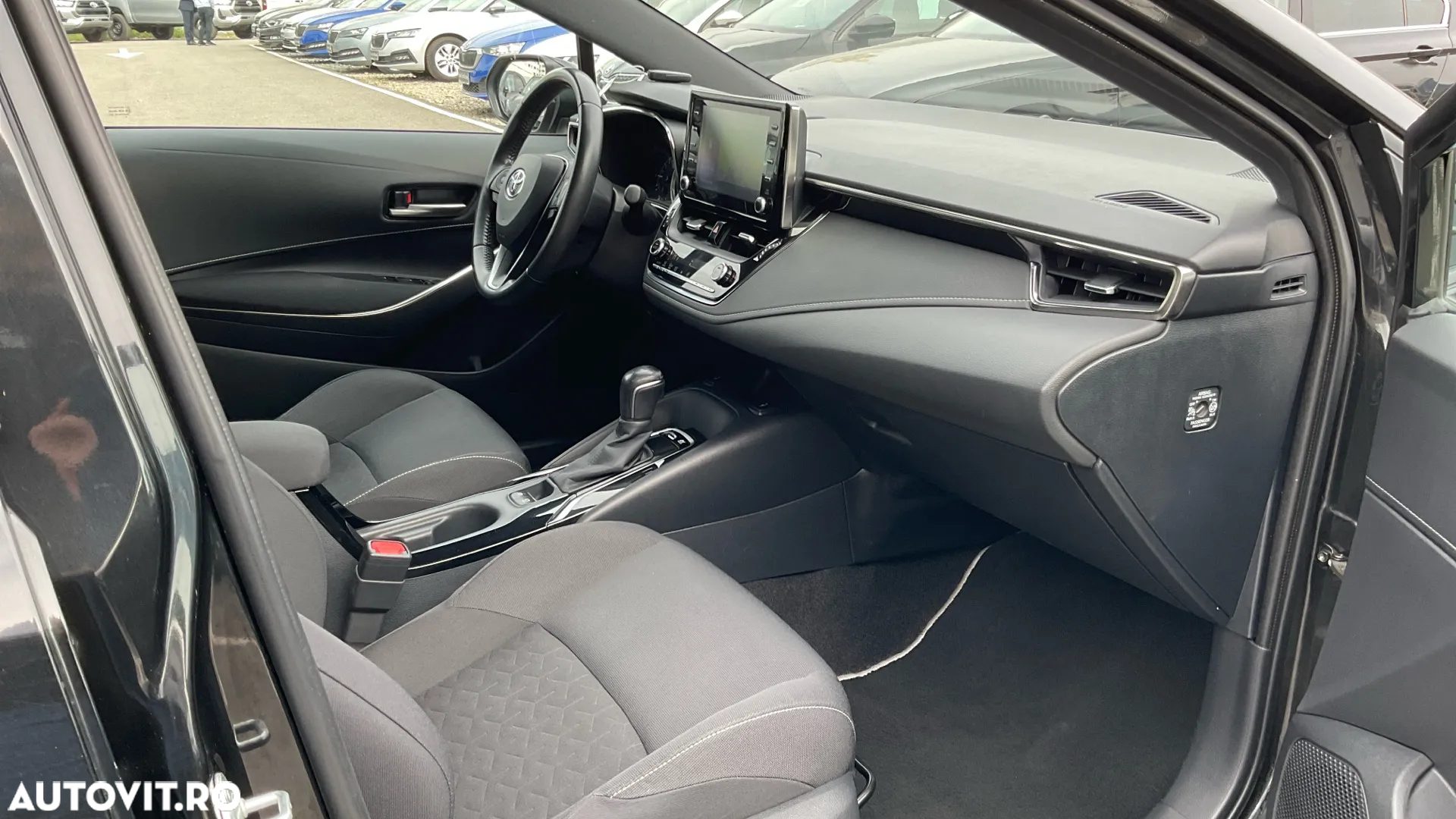 Toyota Corolla 1.8 Hybrid Touring Sports Business Edition - 10