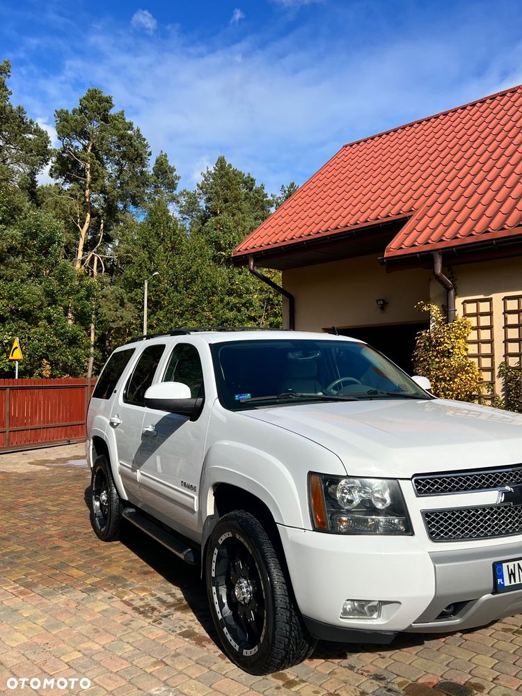 Chevrolet Tahoe - 3