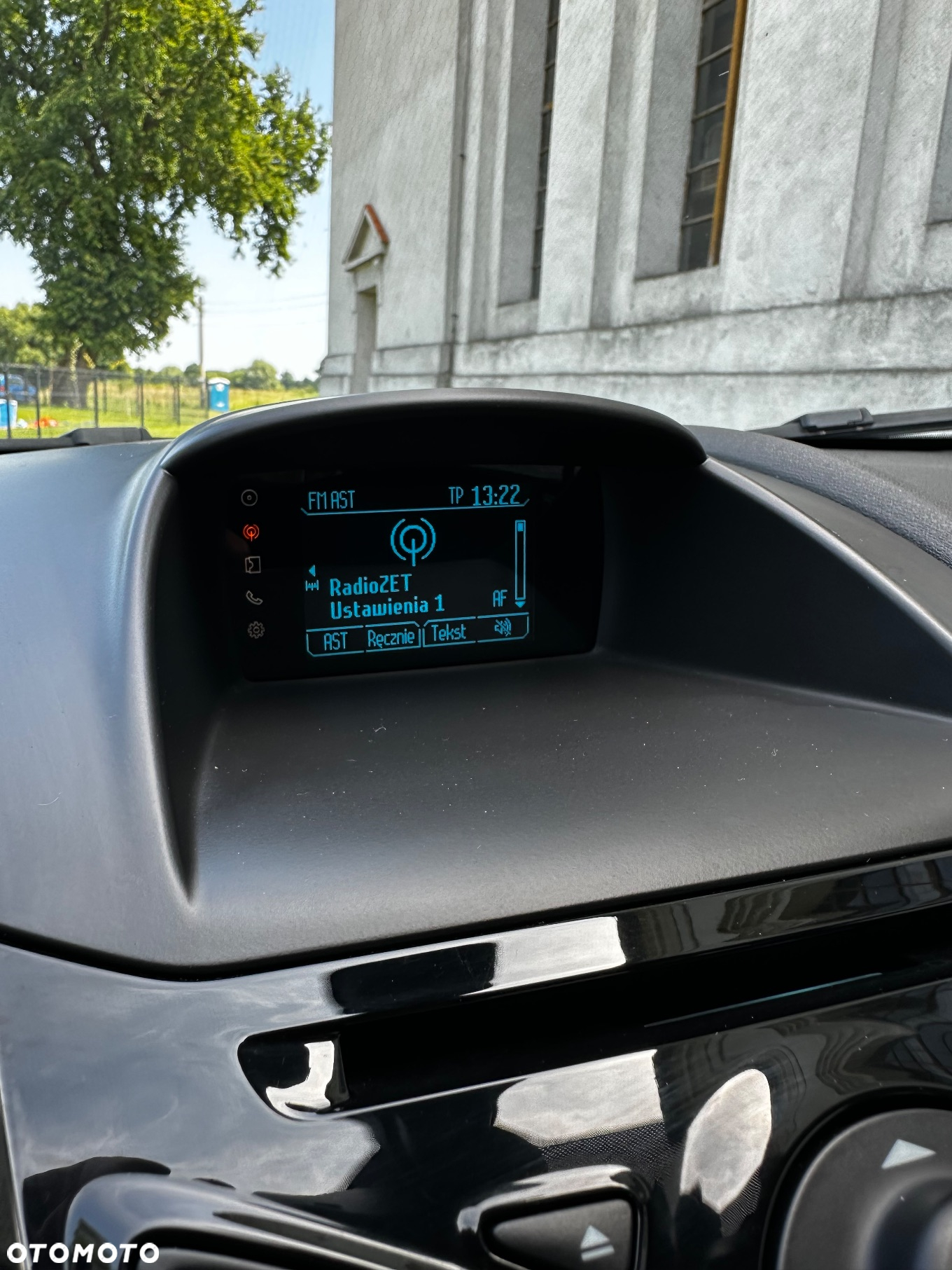 Ford Fiesta 1.0 EcoBoost S&S TITANIUM - 26