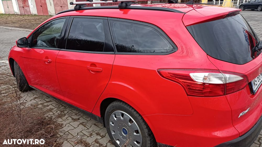 Ford Focus 1.6 TDCI DPF Trend - 11