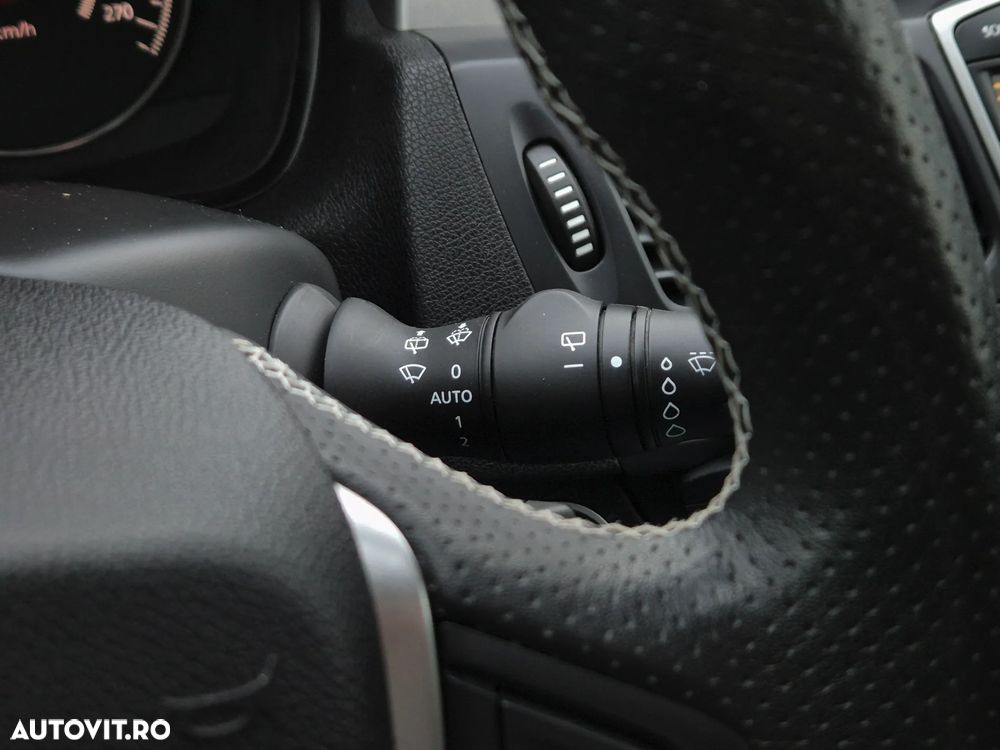 Renault Laguna dCi 110 FAP Dynamique - 20