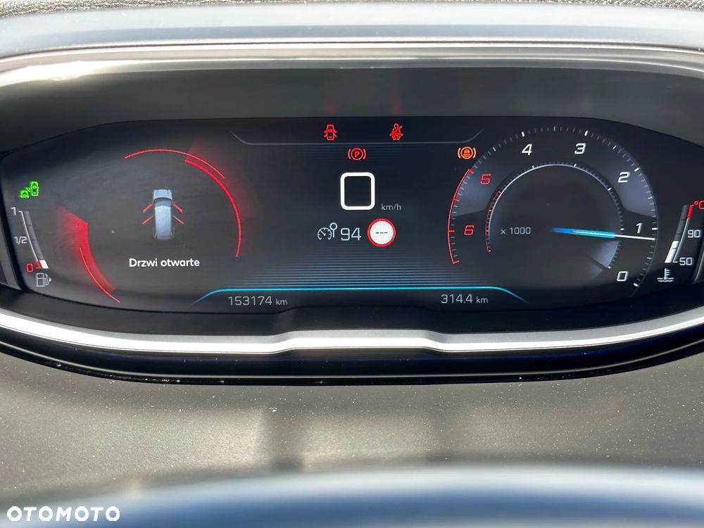 Peugeot 5008 - 27