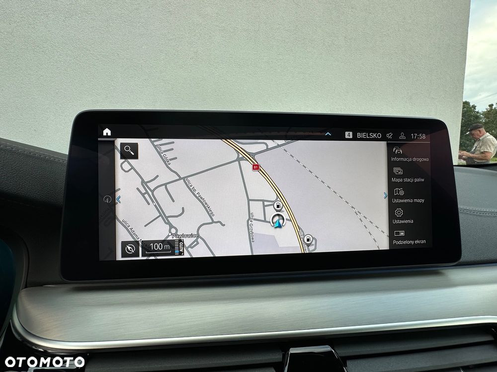 BMW Seria 5 530e xDrive M Sport sport - 35