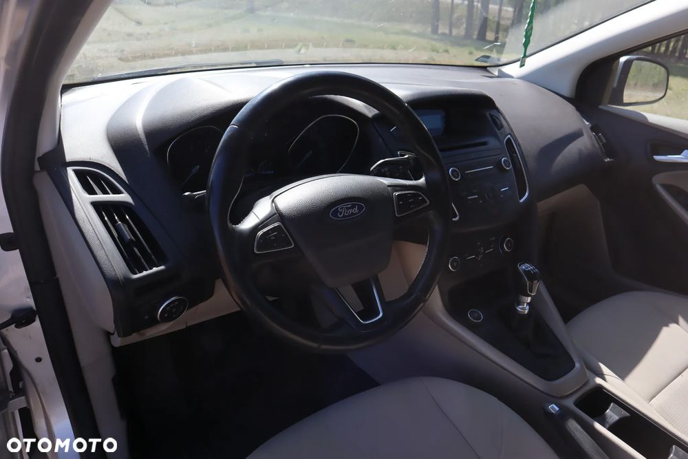 Ford Focus 1.6 TDCi Edition - 8