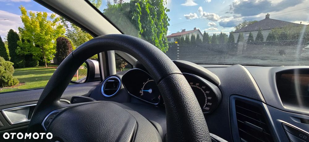 Ford Fiesta 1.25 SYNC Edition - 17