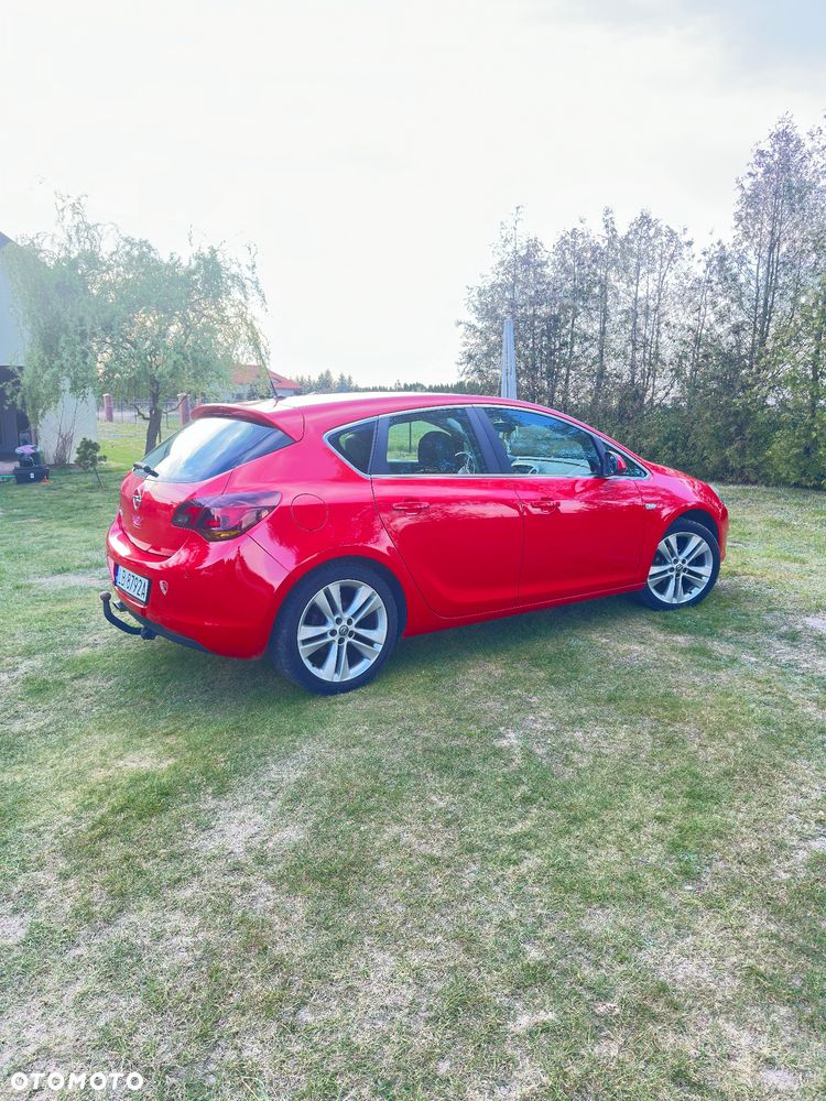 Opel Astra 1.4 Turbo Color Edition - 14