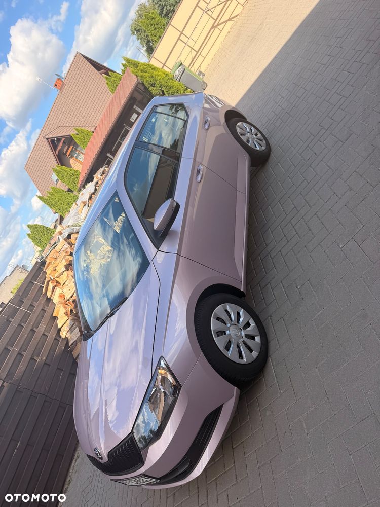 Skoda Fabia 1.0 Style - 9