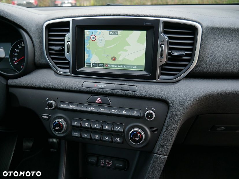 Kia Sportage 1.6 GDI 2WD DREAM-TEAM EDITION - 8