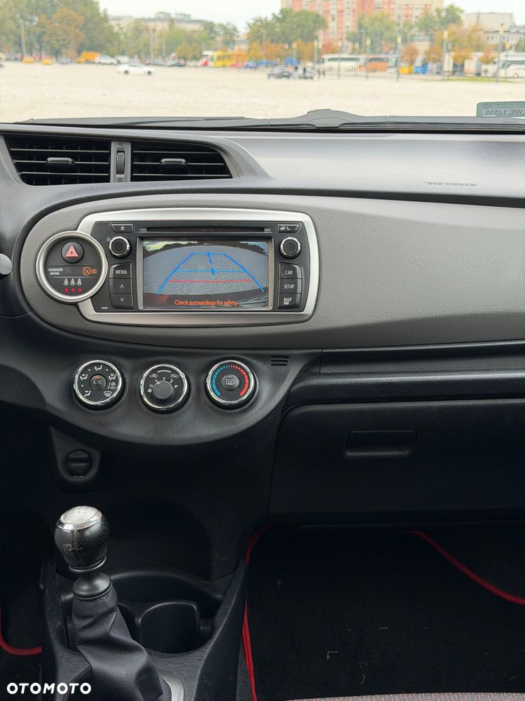 Toyota Yaris - 11