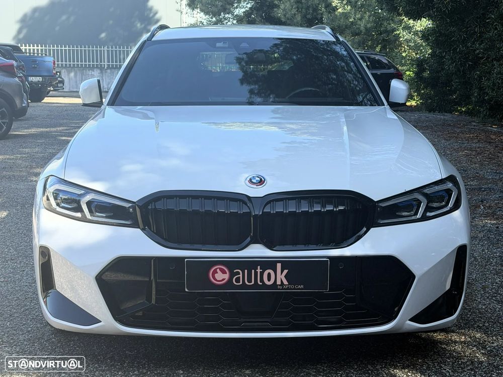 BMW 330 e Pack 50 anos M Auto - 9
