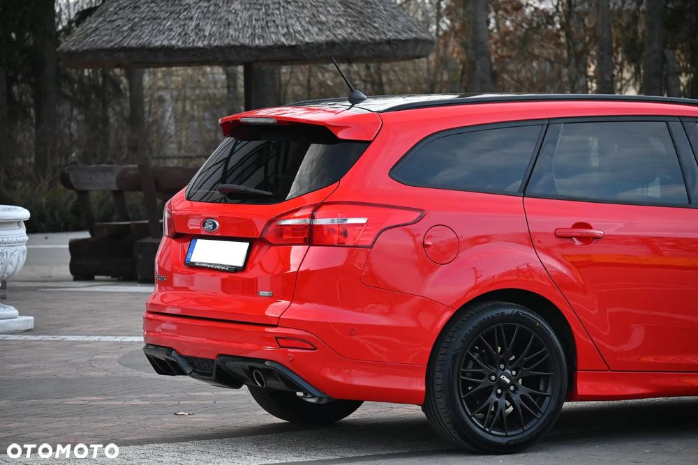Ford Focus 1.5 EcoBoost STart-Stopp-System ST-LINE X - 16