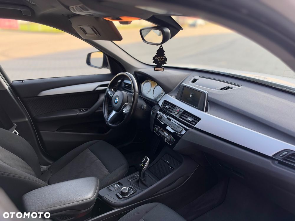 BMW X1 sDrive18i - 21