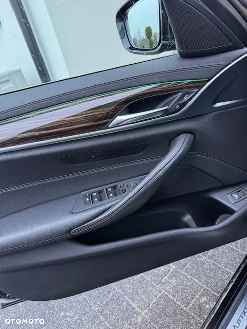 BMW Seria 5 520d Efficient Dynamics Luxury Line - 5