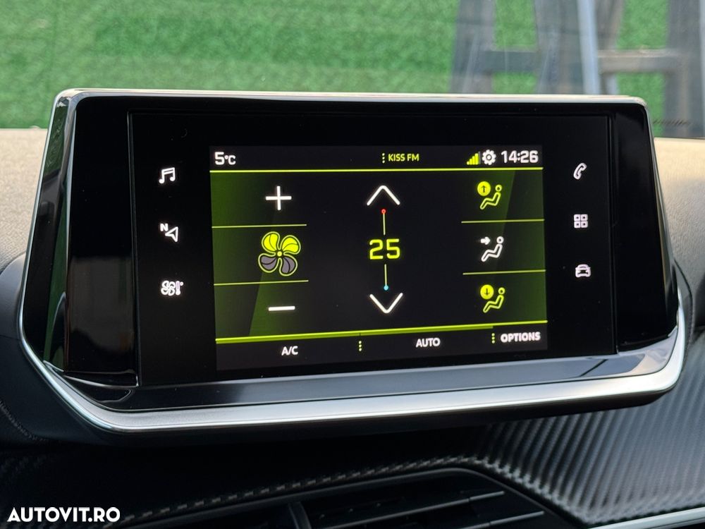 Peugeot 2008 PureTech 100 Allure - 30