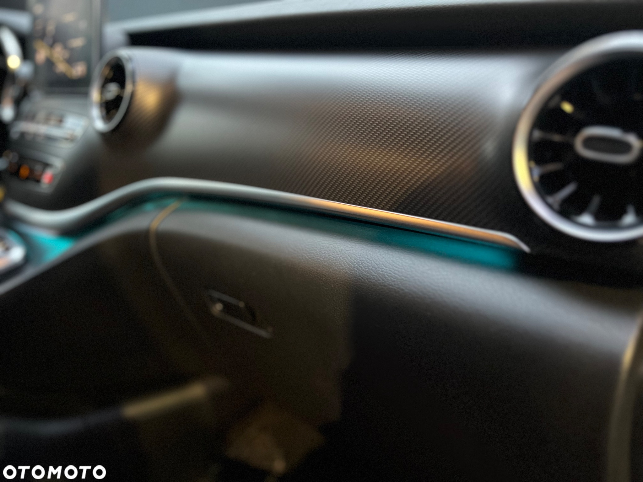 Mercedes-Benz Klasa V 300 d 4-Matic Avantgarde 9G-Tronic (ekstra d³) - 26