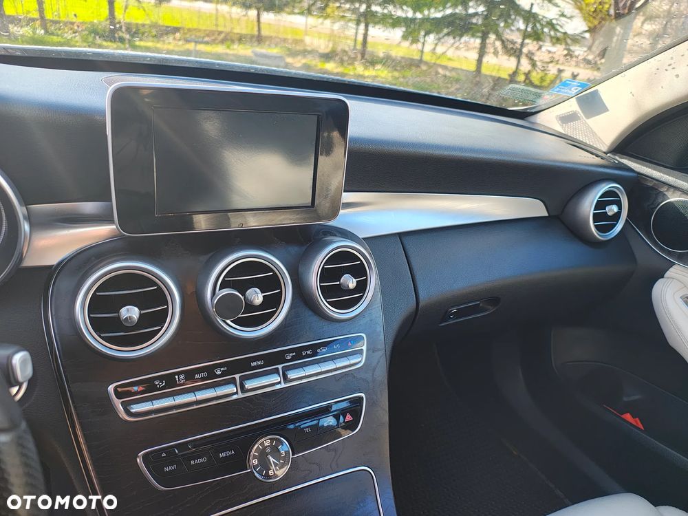 Mercedes-Benz Klasa C 220 (BlueTEC) d 7G-TRONIC Avantgarde - 17