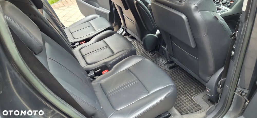 Peugeot 5008 HDI 150 Allure - 12