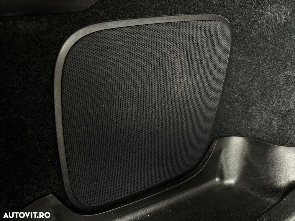 Lexus Seria RX 450h Aut. Luxury - 26