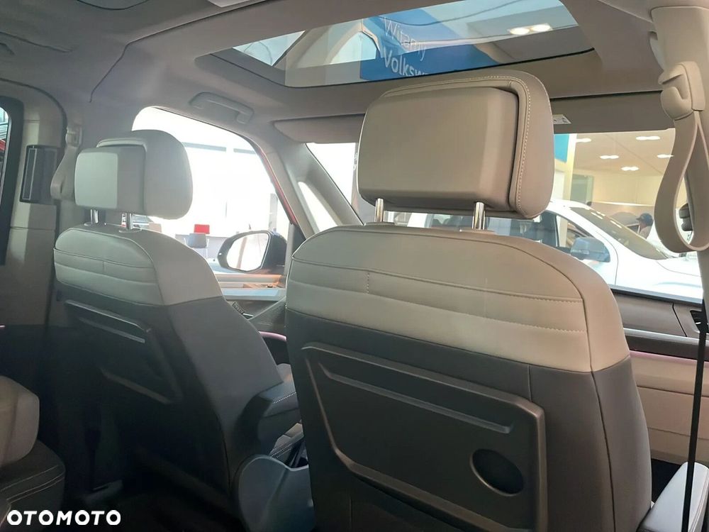 Volkswagen Multivan - 19