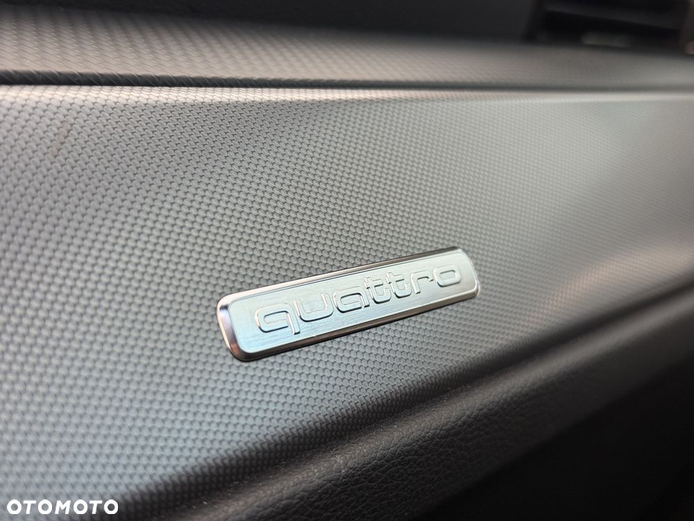 Audi Q3 45 TFSI Quattro S tronic S line - 27