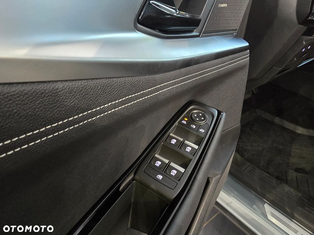 Renault Espace 1.2 E-Tech Full Hybrid 200 Iconic MMT 5os - 14