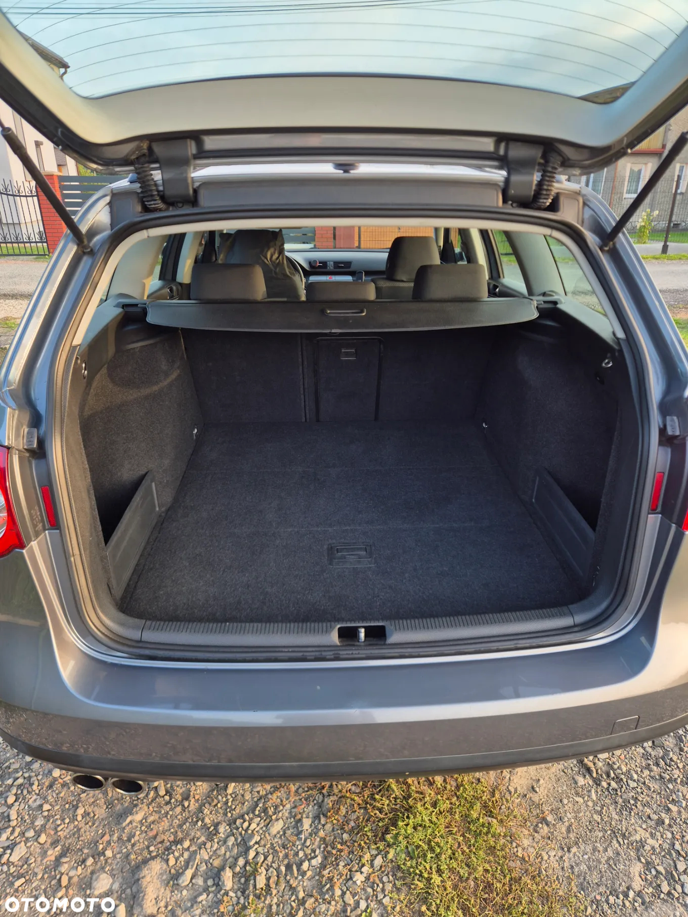 Volkswagen Passat 2.0 TDI DPF Comfortline - 12