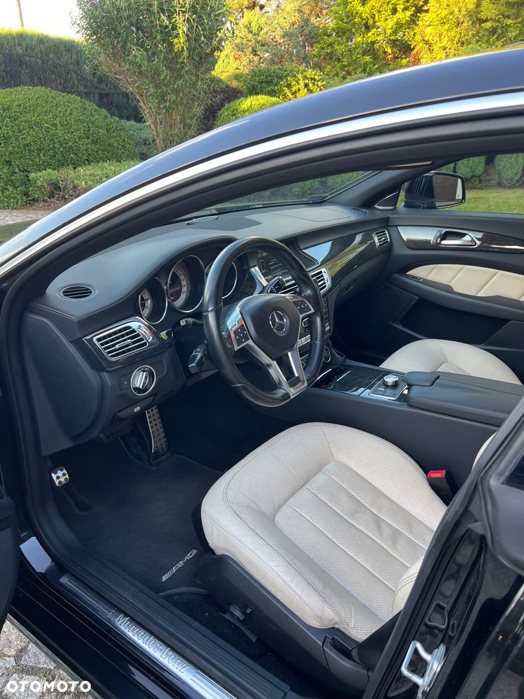 Mercedes-Benz CLS 350 CDI 4-Matic BlueEff - 9
