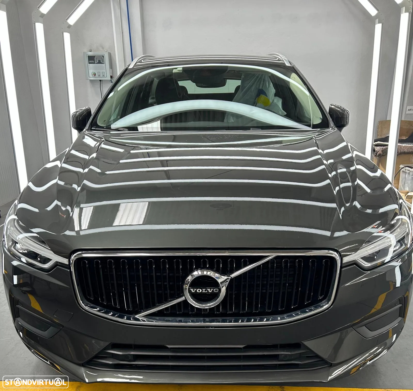 Volvo XC 60 2.0 D4 Momentum Plus Geartronic - 9