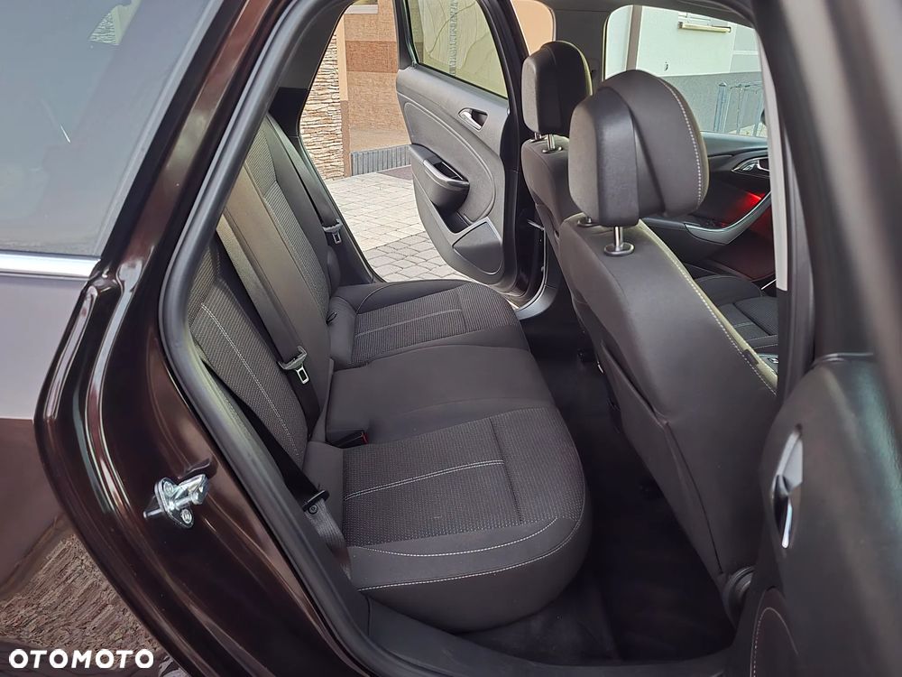 Opel Astra 1.4 Turbo Cosmo - 20