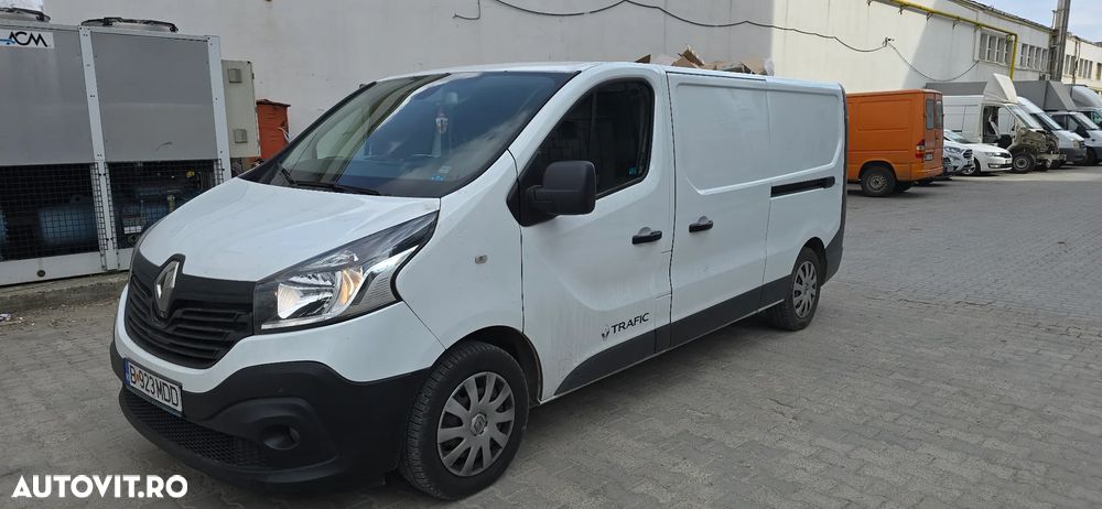 Renault Trafic - 2