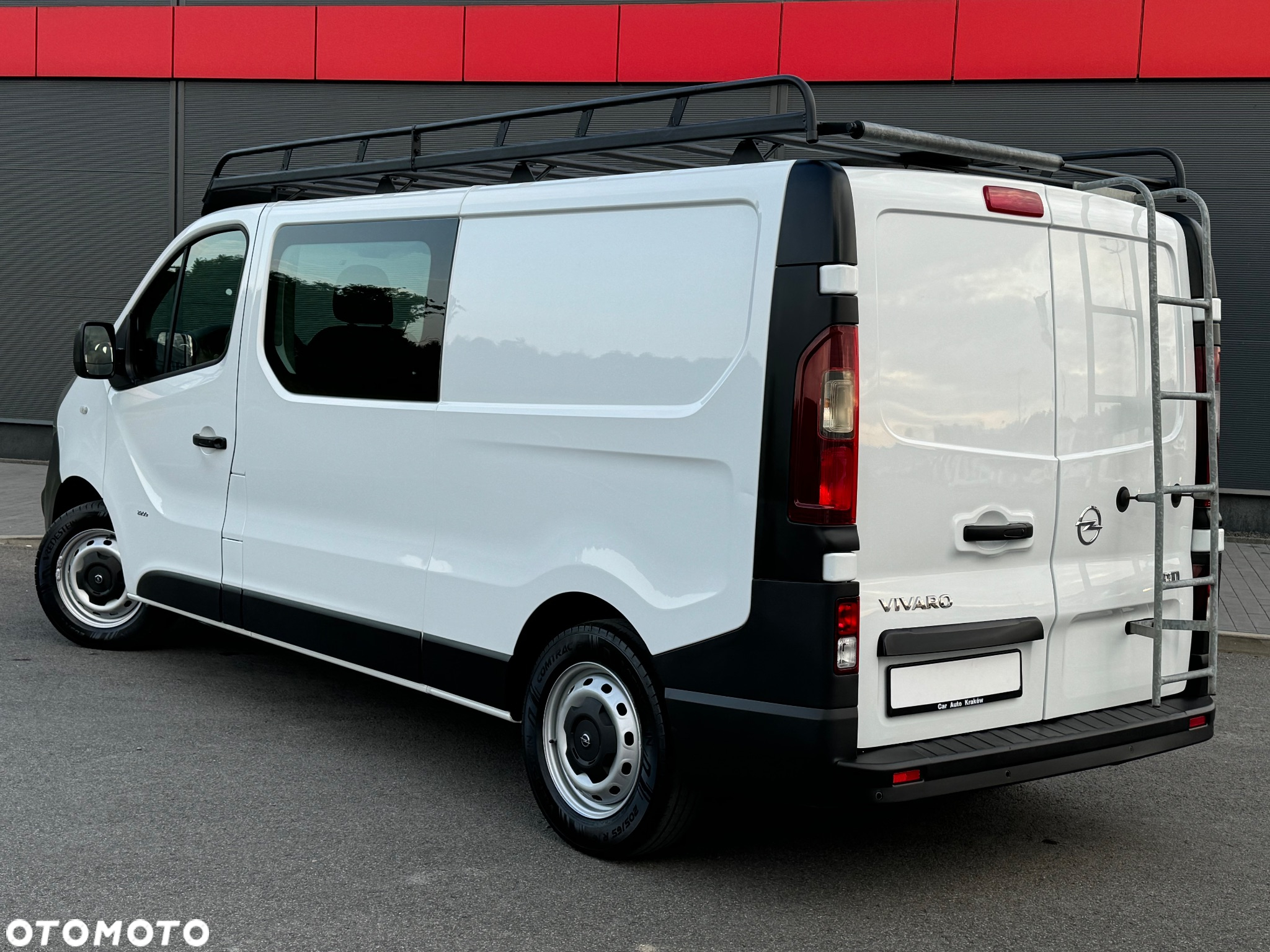 Opel Vivaro Long - 4