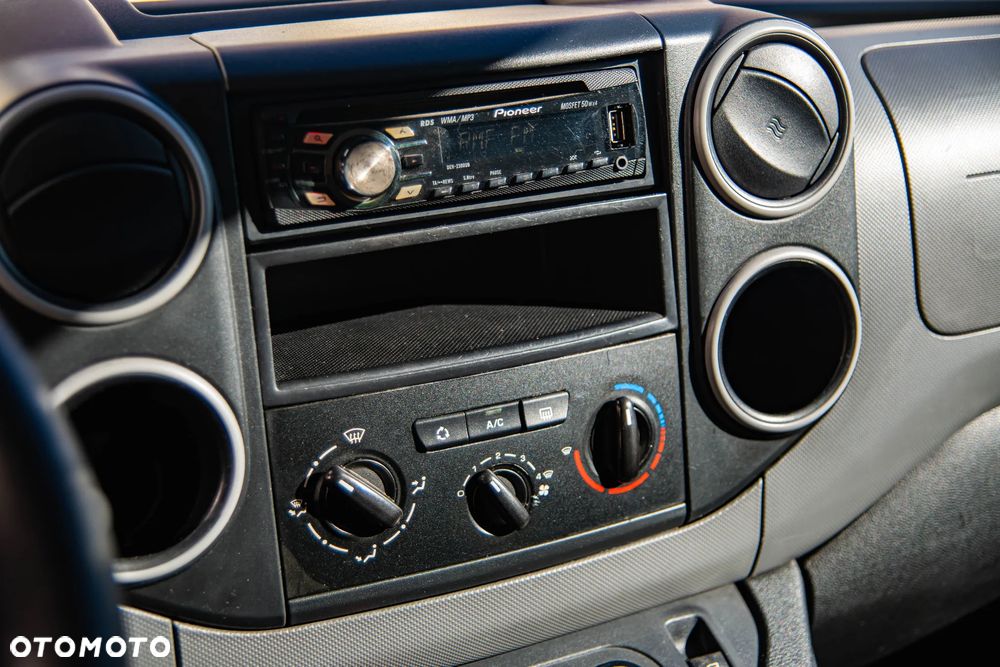 Peugeot Partner - 11