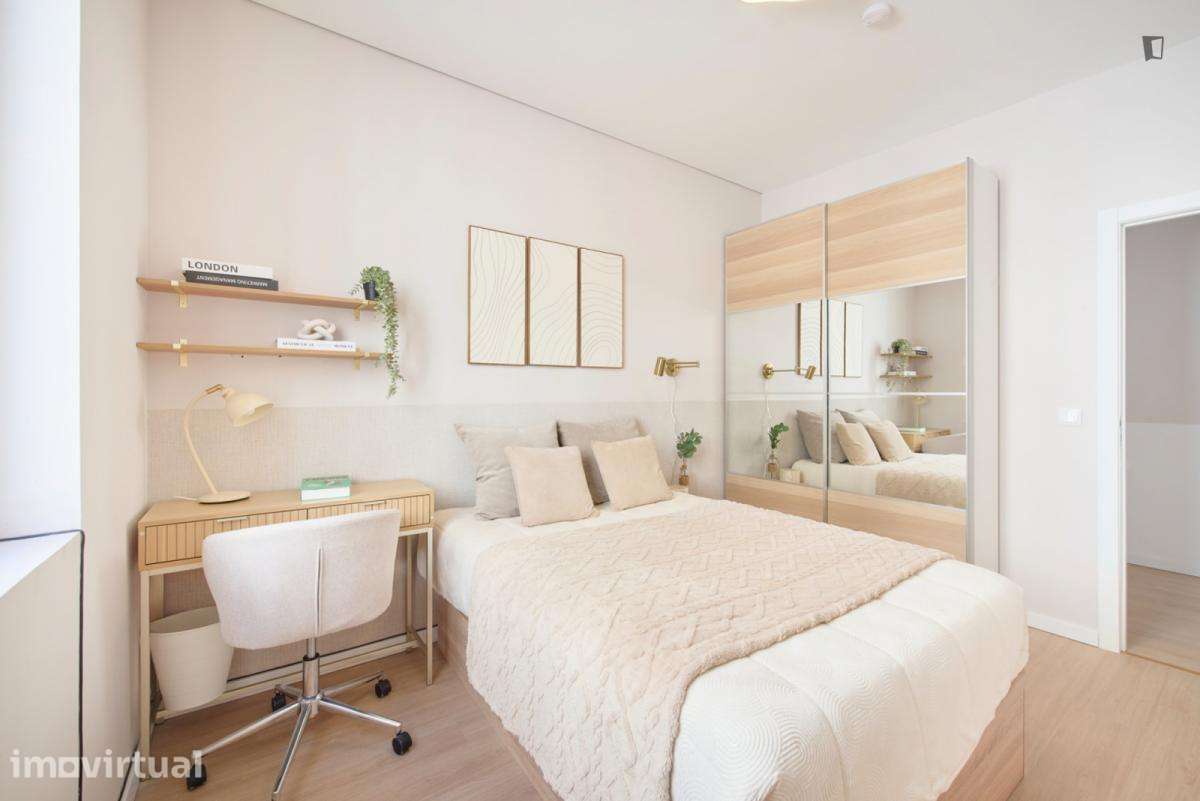 Quarto - localizado em Cais do Sodré Lisbon - Grande imagem: 2/27