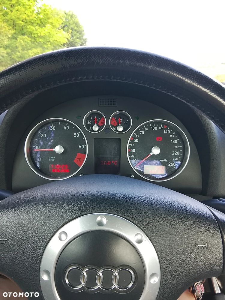 Audi TT Coupé 1.8 T - 8