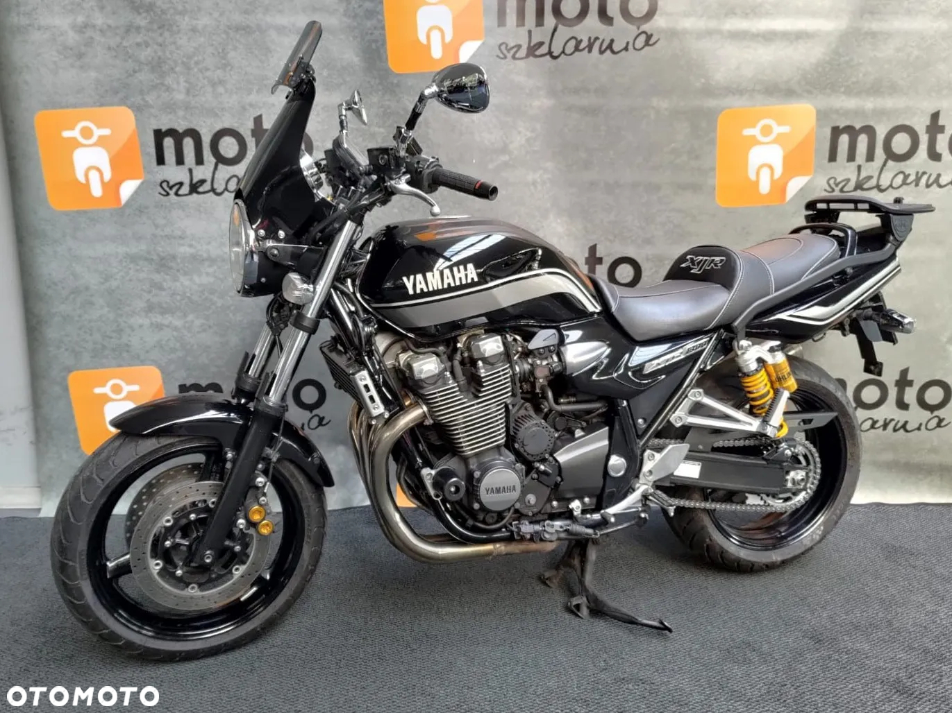 Yamaha XJR - 6