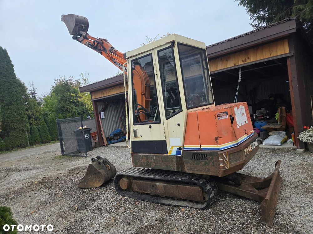 Takeuchi TB 26 - 12