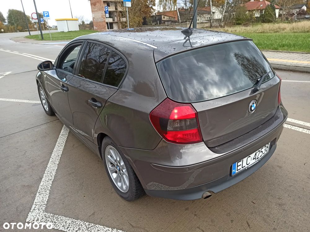 BMW Seria 1 116i - 4