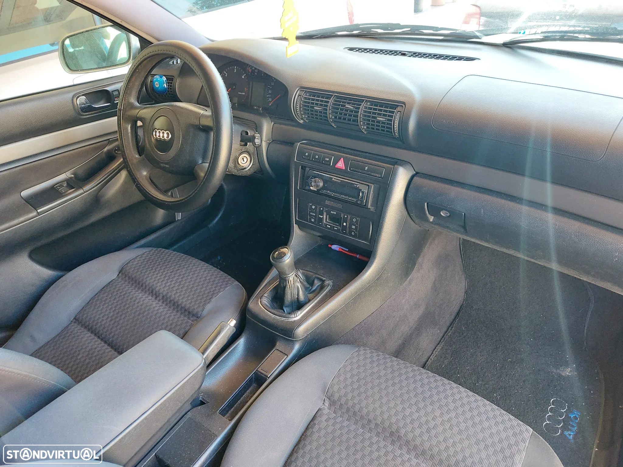 Audi A4 Avant 1.9 TDI - 10