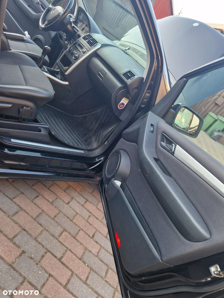 Mercedes-Benz Klasa A 180 CDI Avantgarde Special Edition - 12