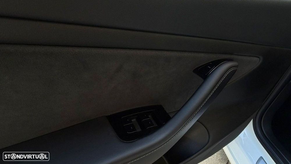 Tesla Model 3 Standard RWD Plus - 15
