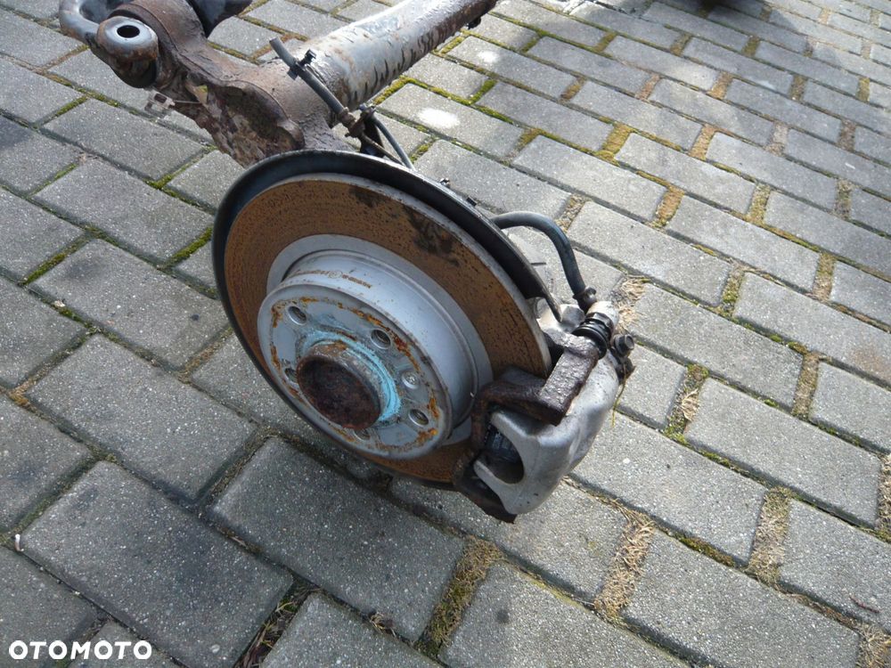 belka zawieszenia tylnego oś wózek sanki komplet opel astra h hb - 2